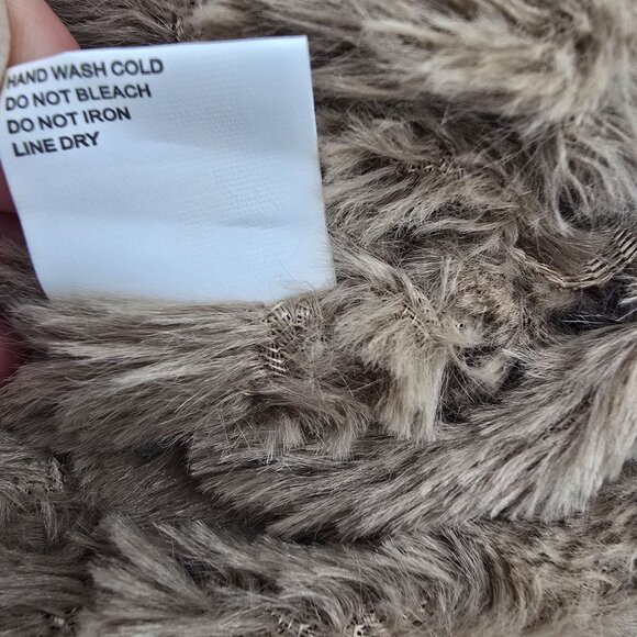 Posh Plush Infinity & Classic Faux Fur Scarves Beige & Taupe Polyester Bundle - Picture 8 of 8